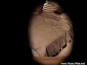 Подгляд за сексом с волосатой девчонкой